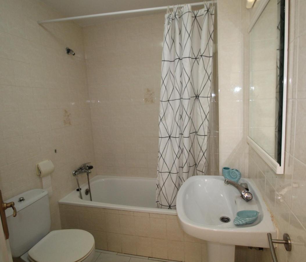 Carihuela Beach Apartment, 2Nd Line Torremolinos Kültér fotó