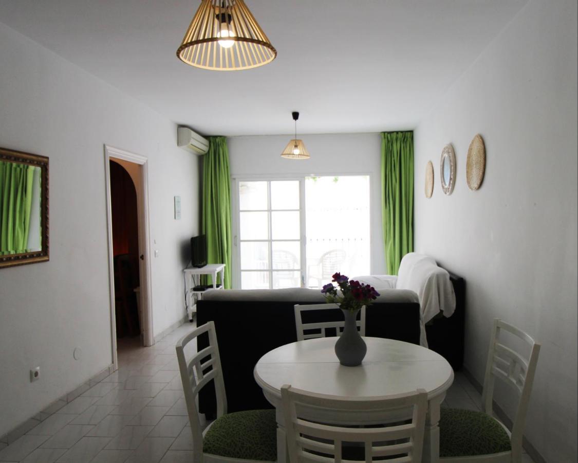 Carihuela Beach Apartment, 2Nd Line Torremolinos Kültér fotó