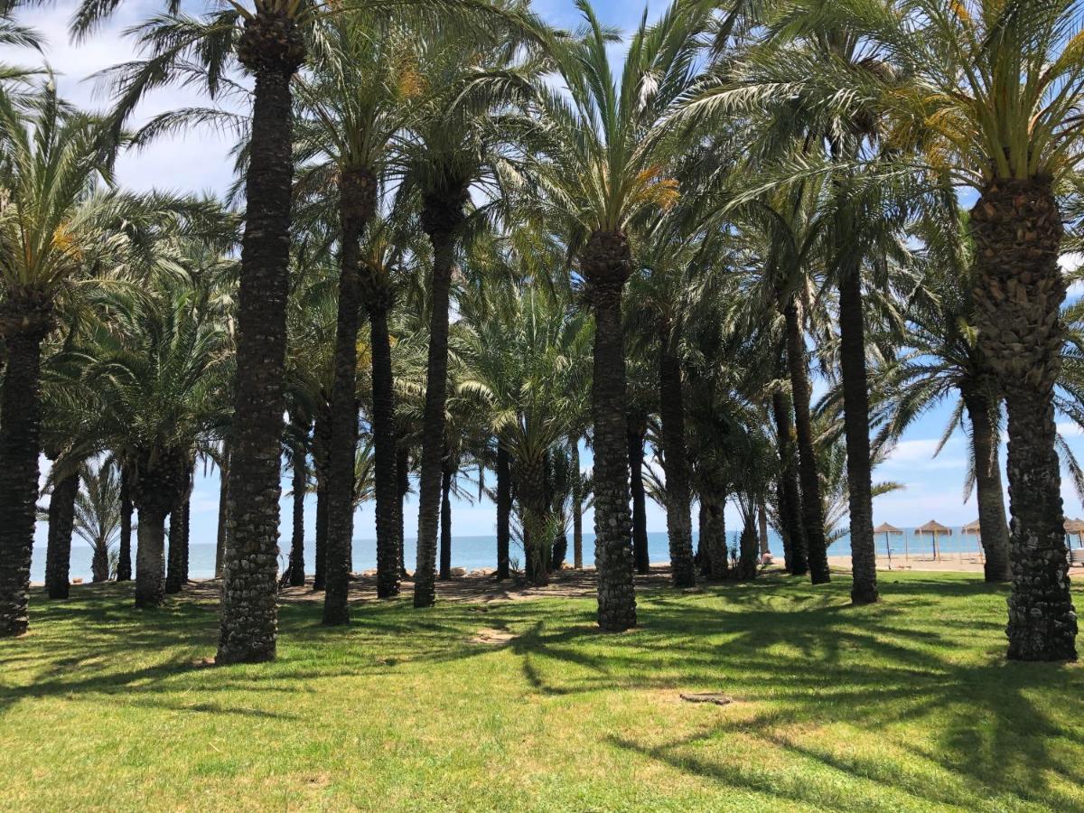 Carihuela Beach Apartment, 2Nd Line Torremolinos Kültér fotó